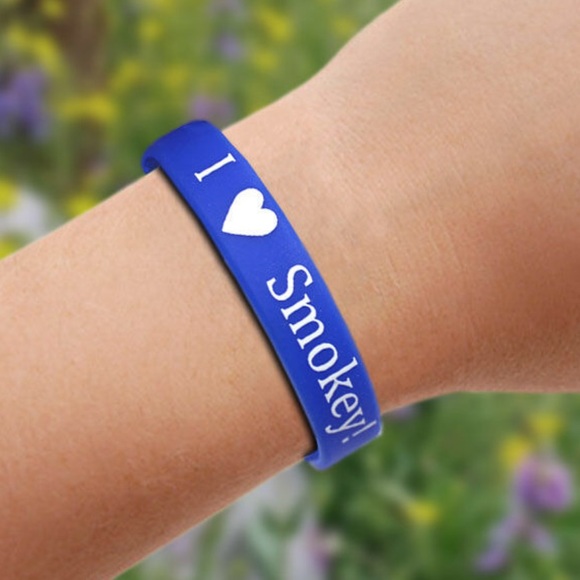 Set of 3 I (heart) Smokey! Silicone rubber wristbands - Picture 3 of 3